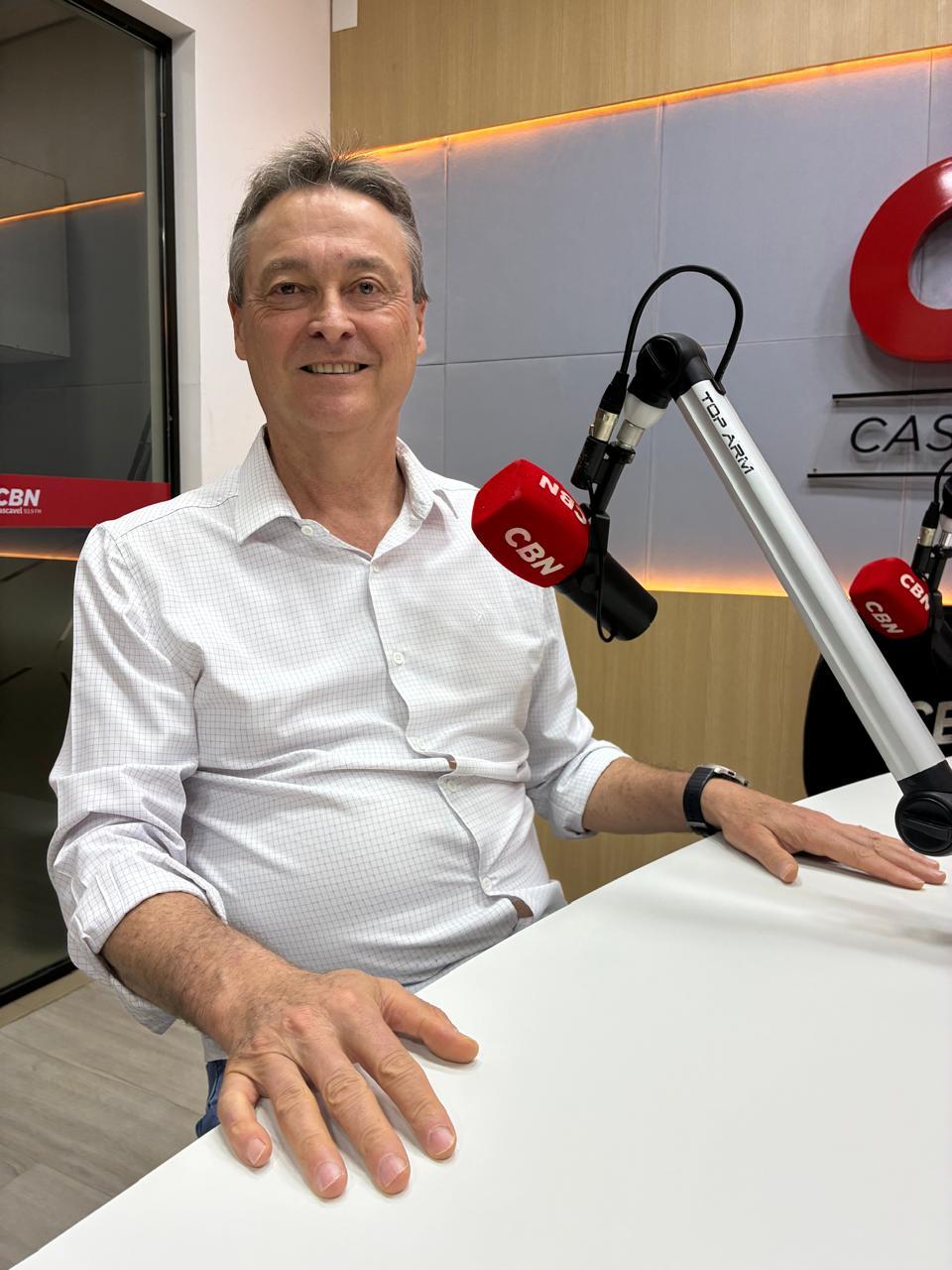 Estradas rurais pavimentadas fortalecem transporte, produção e abastecimento