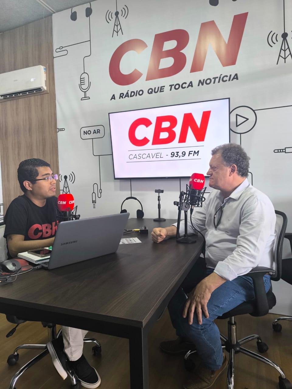 "Sobram recursos, mas faltam projetos", afirma Cesar Veronese, presidente da FEAPR