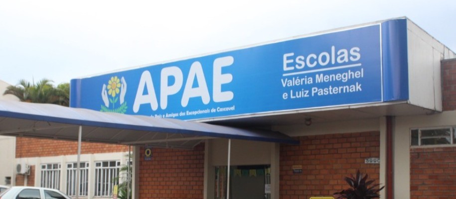 APAE realiza Feira do Jeans