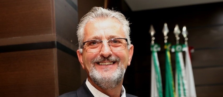 Após  denúncia Professor Santello poderá perder mandato