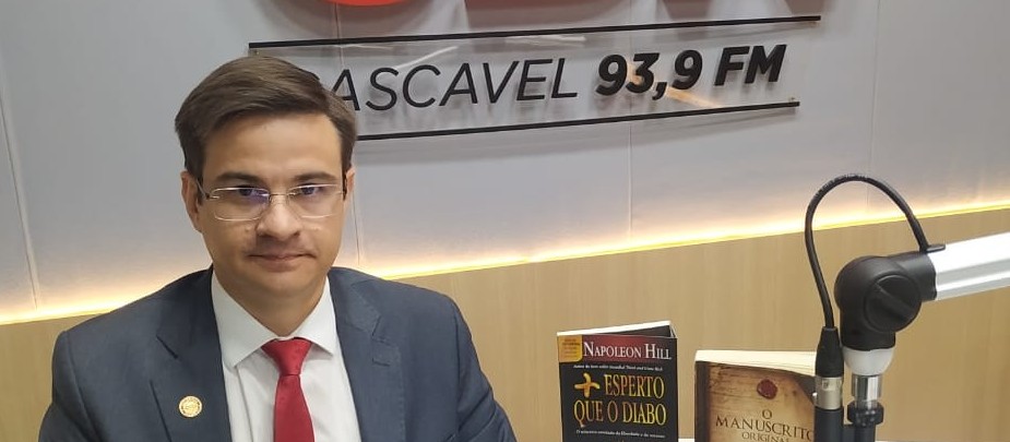 "Dentro do ideograma crise está o ideograma oportunidade; todo problema tem solução",diz Rocha