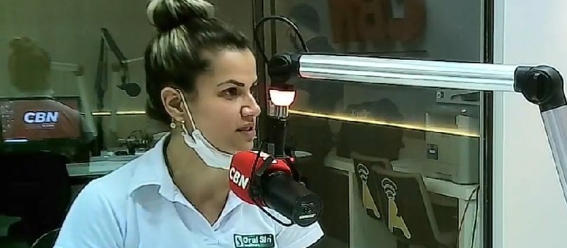 "O implante dentário é sinônimo de saúde e em relação a estética devolve a autoestima"