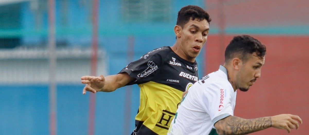 FC Cascavel perde para a Portuguesa por 2x1 no Rio de Janeiro