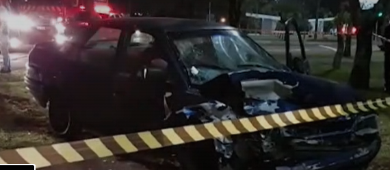 Quatro pessoas ficam feridas em acidente na Avenida Tancredo Neves