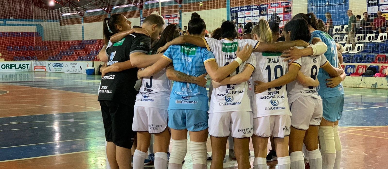 Stein vence o Cianorte e prepara para Supercopa