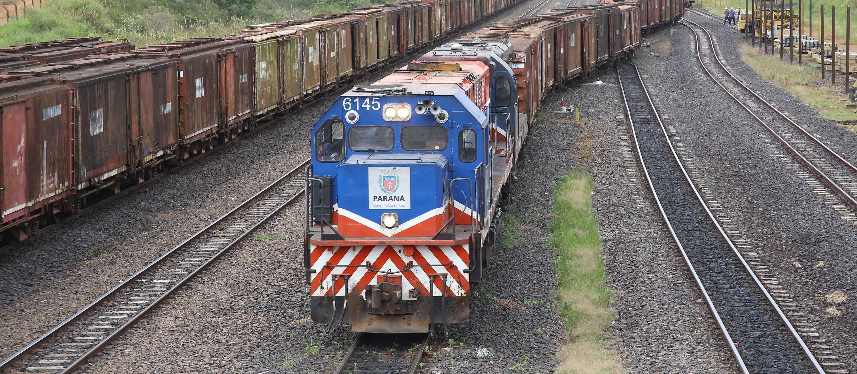 Deputados votam em plenário a PEC da Nova Ferroeste