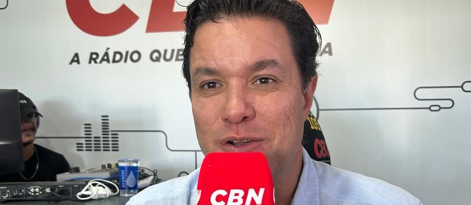 "Esse é o Paraná que dá certo, esse é o Brasil que dá certo", diz Guto