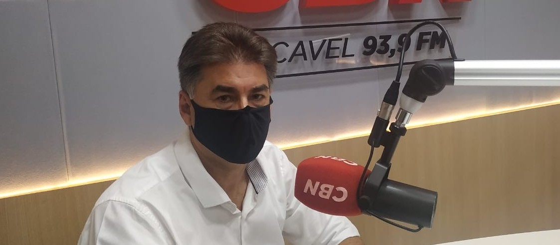 "Sigo focado no combate à disseminação do vírus e no plano de retomada econômica"