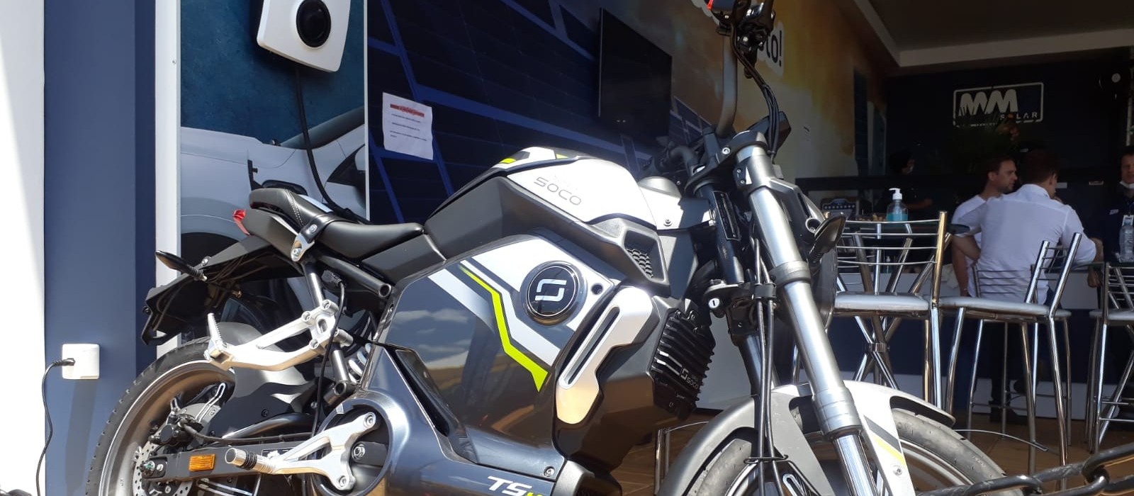 Moto elétrica garante mais economia nas vias urbanas