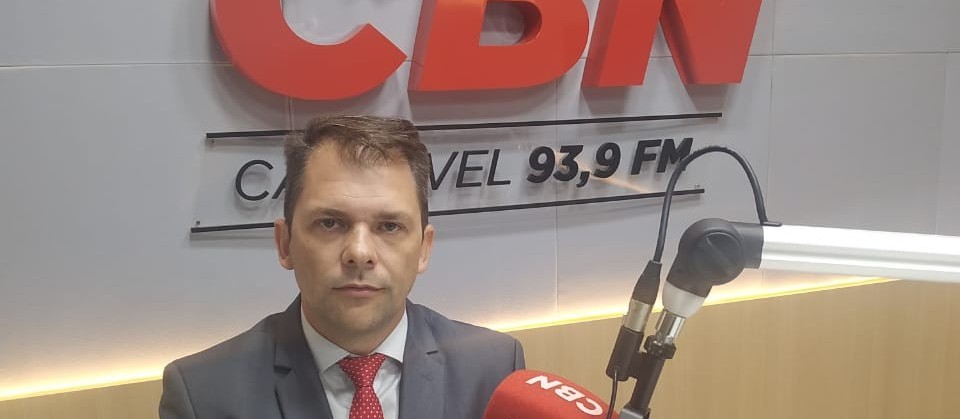 "O endividamento do agronegócio brasileiro é estimado hoje em R$ 390 bilhões", diz Silva