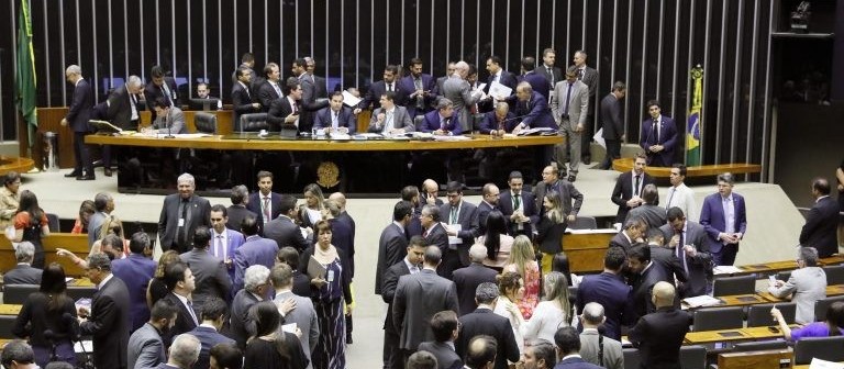 Eleições 2020: projeto de lei estabelece novas regras para partidos