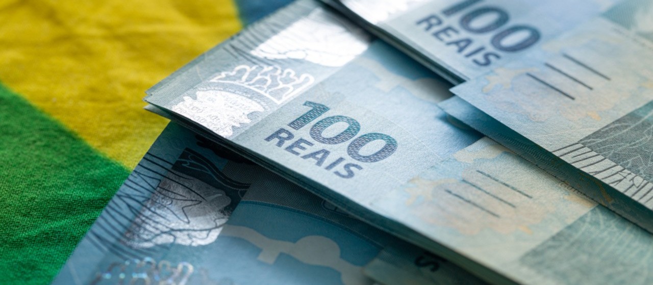 Salário mínimo do Paraná chega a até R$ 1.599,40