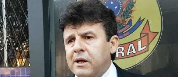 "A quebradeira vai ser grande, pequenos e grandes empresários serão impactados", diz Santos
