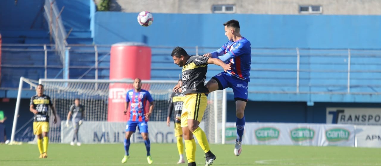 Jogando em Itajaí pela 2ª rodada do Brasileiro, Cascavel empata com Marcílio Dias