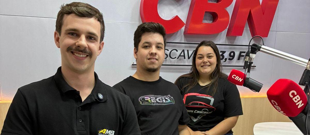Leva Tudo Paraná reúne equipes de arrancada e carros antigos em Cascavel