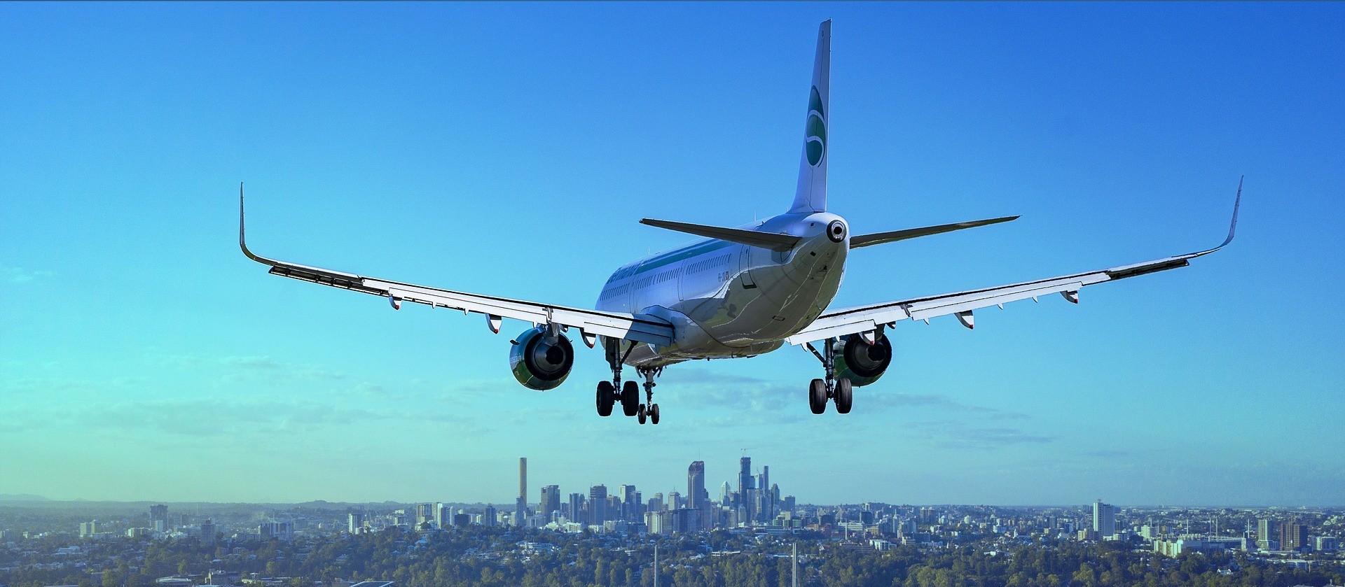 Queda no preço do querosene pode baratear passagens aéreas, avalia especialista