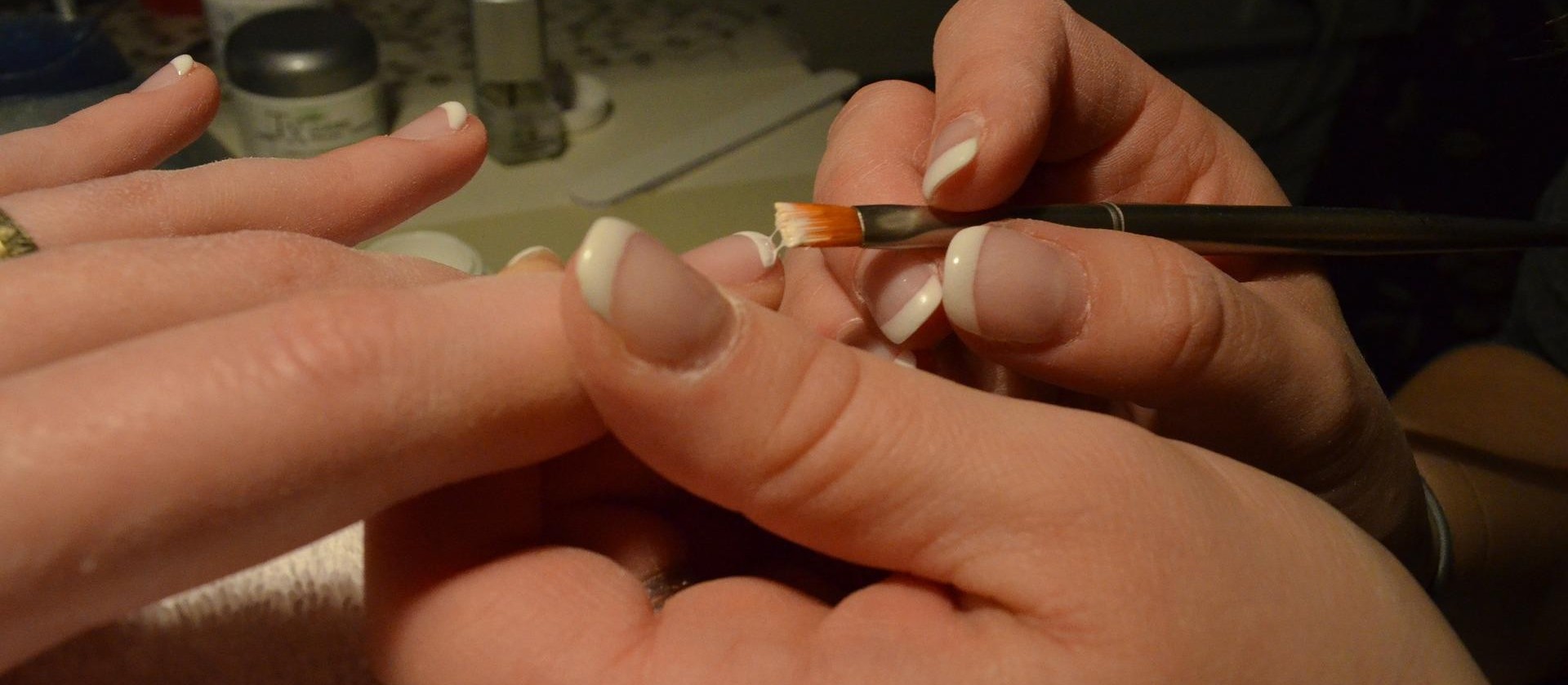 Agência do Trabalhador oferece curso gratuito para manicure, pedicure e auxiliar de cabeleireiro 