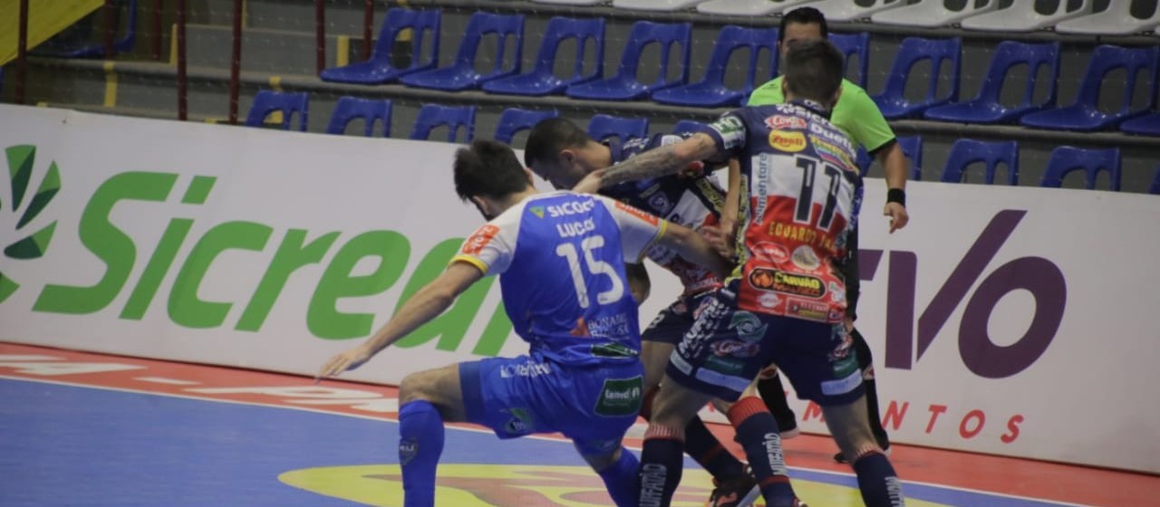 Cascavel Futsal perde para o Umuarama no primeiro jogo da decisão