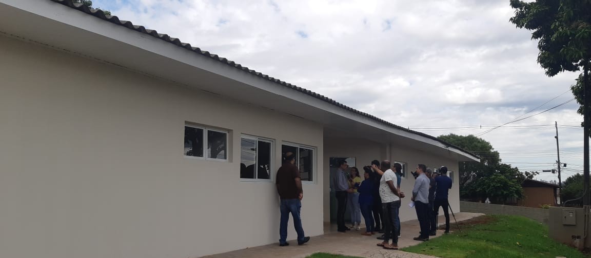 Prefeito e secretário vistoriam reformas de unidades de saúde