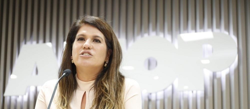 Fabíola Paranhos recebe Votos de Congratulações e Aplausos