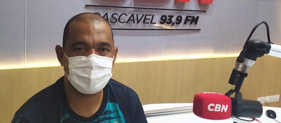 "No Brasil, as pessoas só respeitam as normas quando mexem no bolso"