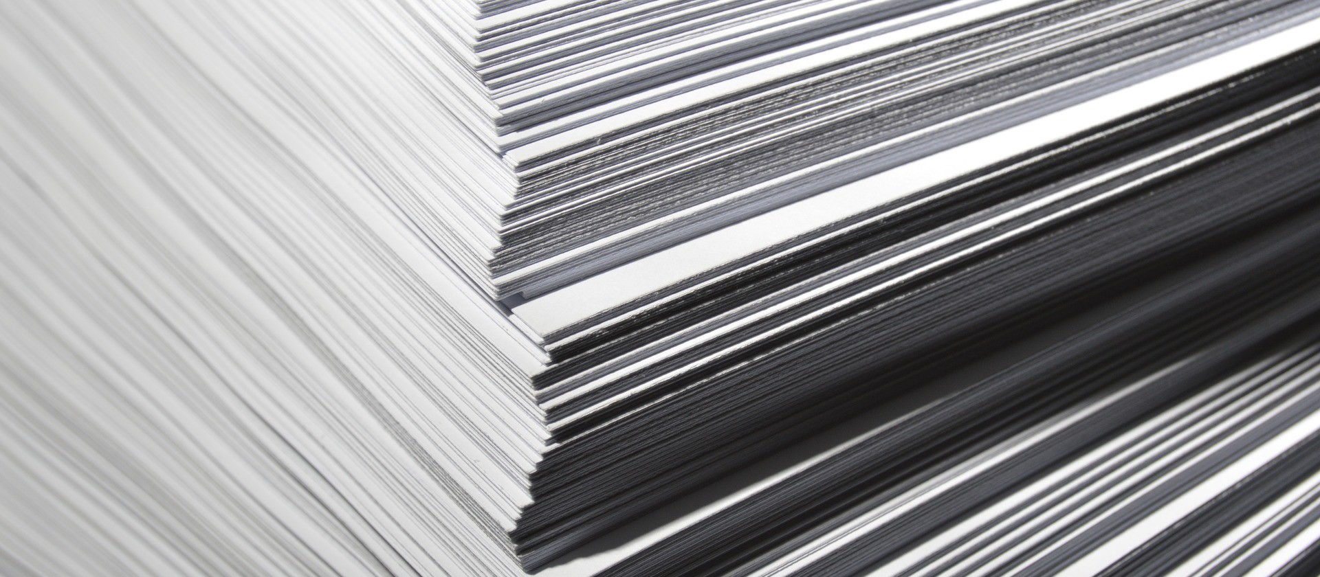 Vereador denuncia possível fraude de entrega de papel sulfite