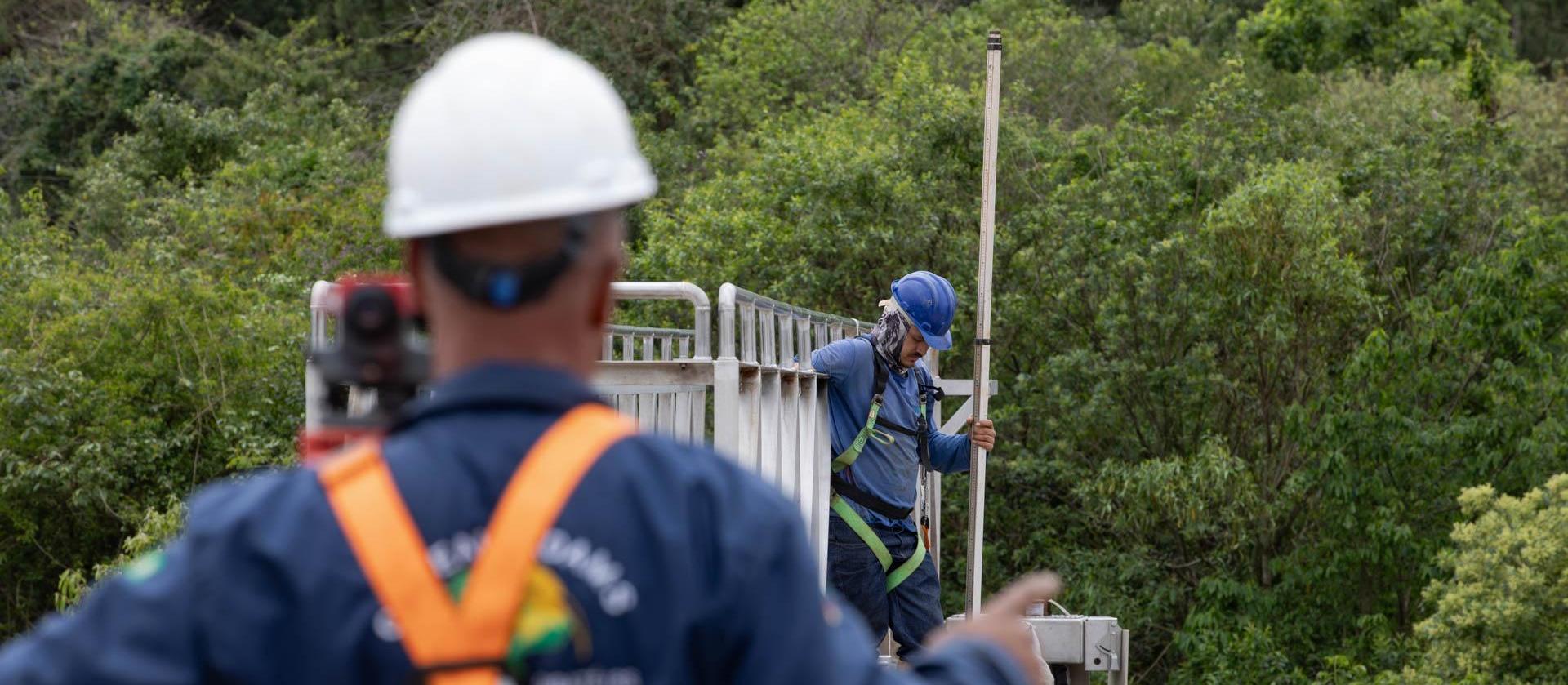 Sanepar amplia rede de esgoto em Cascavel para atender mais 450 famílias