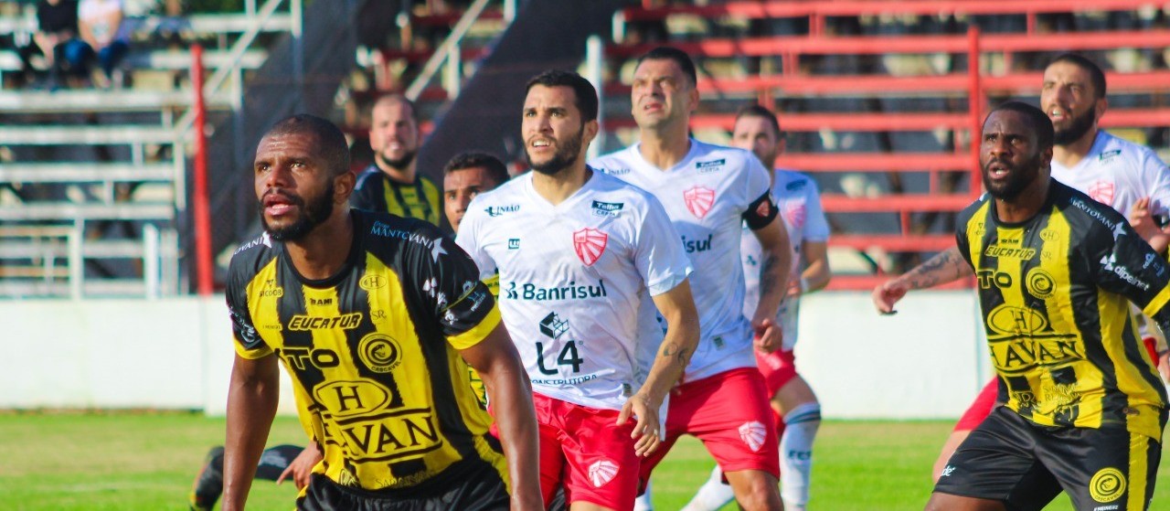 FC Cascavel empata com São Luiz em Ijuí