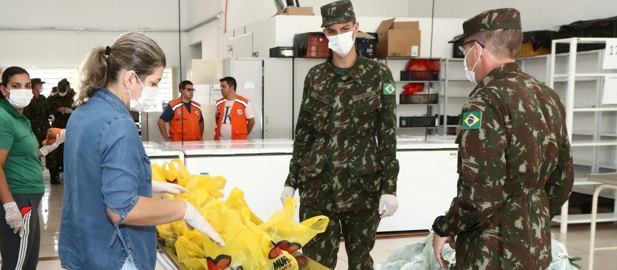 Durante quarentena, Assistência Social e grupos de voluntários auxiliam na doação de alimentos