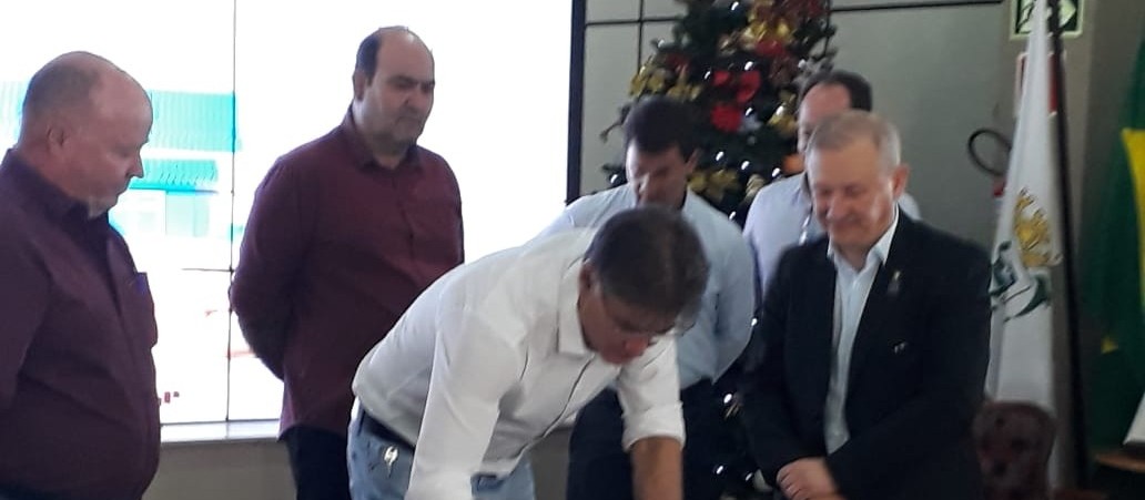 Crea-PR e prefeitura de Cascavel assinam convênio do programa Casa Fácil