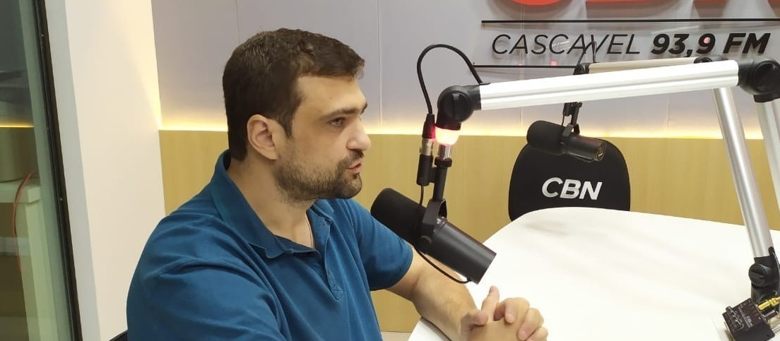 "É inconcebível que estados ou municípios façam vacinações em separado"
