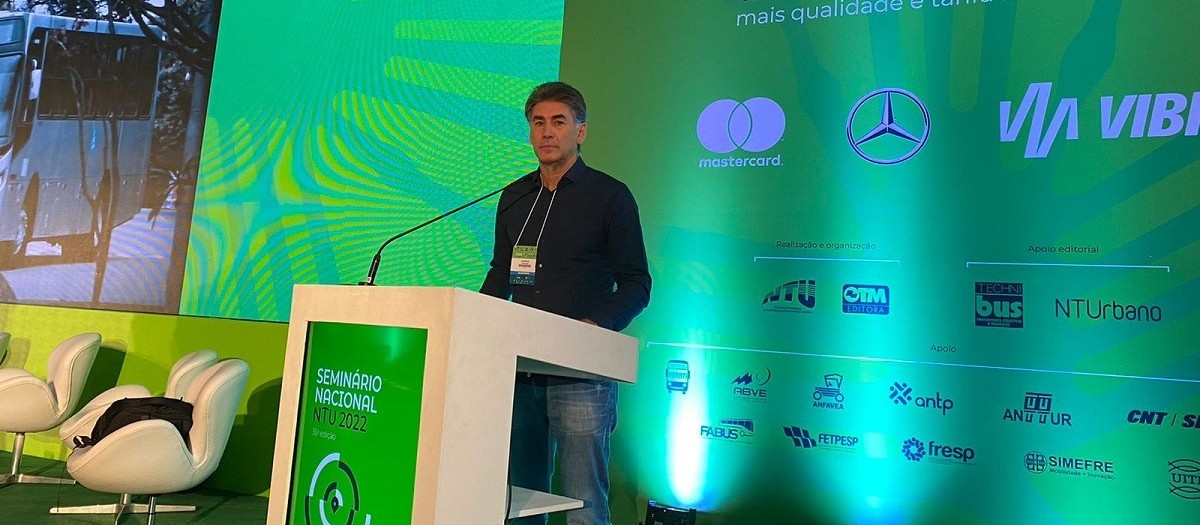 Prefeito de Cascavel participa de seminário sobre transporte urbano e discute implantação de políticas públicas para o setor
