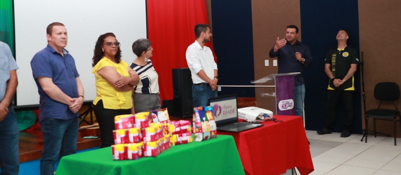 Programa Digna Idade vai distribuir 30 mil absorventes às meninas em situação de vulnerabilidade social em Cascavel