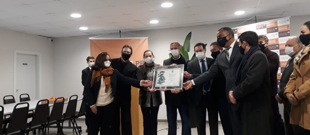Amic inaugura nova sede
