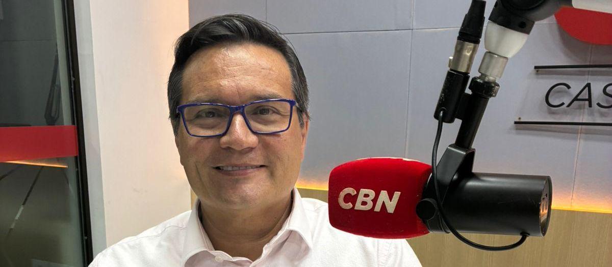 Fevereiro Roxo alerta para a conscientização sobre o Alzheimer