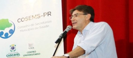 Prefeito fala sobre exoneração de servidor suspeito de abuso