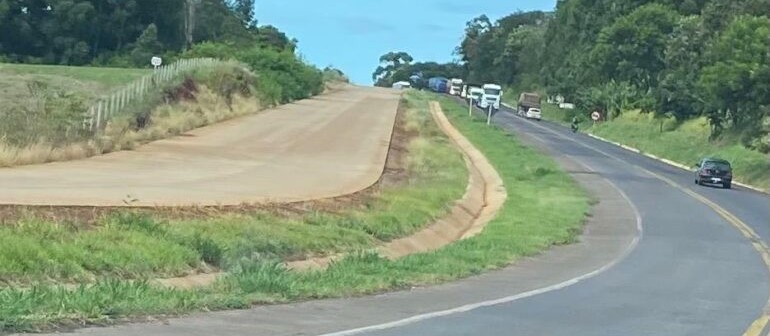 Prefeitos discutem situação das obras da BR-163