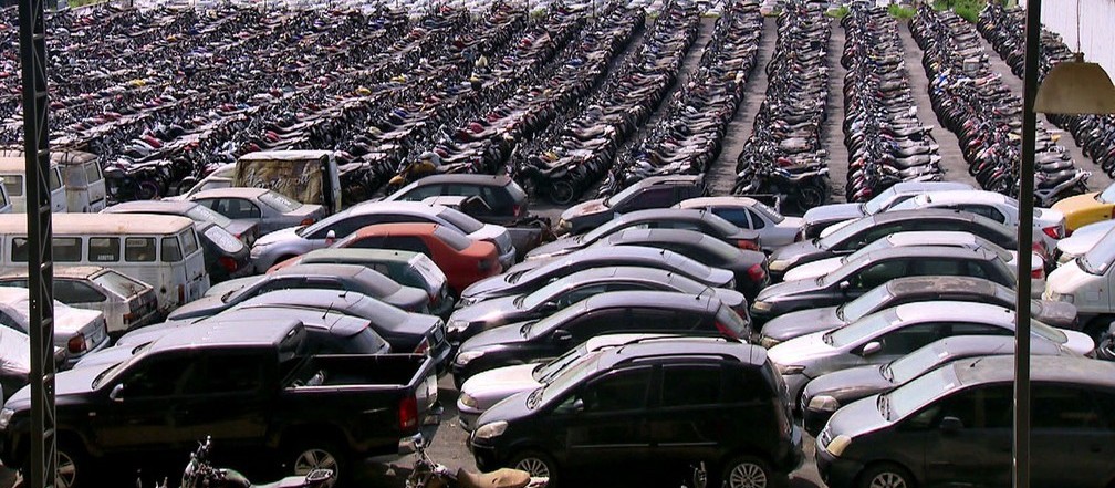 Deputados apresentam projeto para acelerar processo de veículos apreendidos 