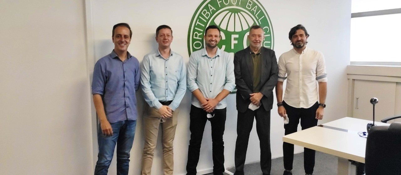 Coritiba investe em plataforma de relacionamento com torcedor