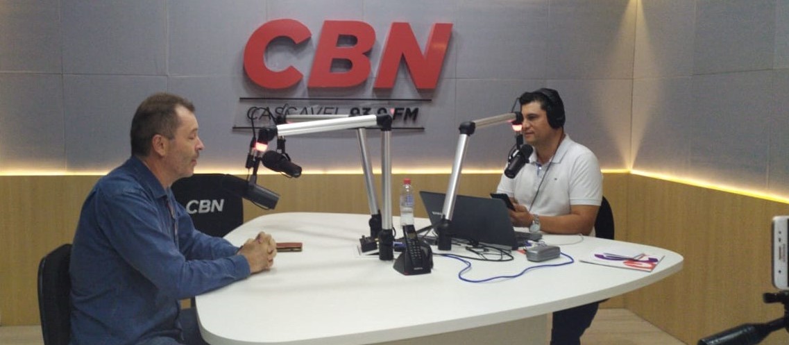 "Jornal impresso não vai morrer, já morreu, mas dá forma como a gente conhecia" diz Jairo