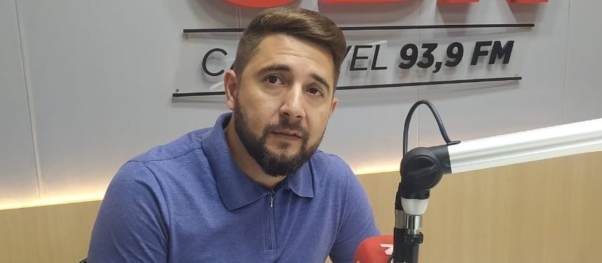 "Não adianta os decretos serem de restrições, se nós, em quanto população ou empresário, não mudarmos o comportamento",diz Lobo