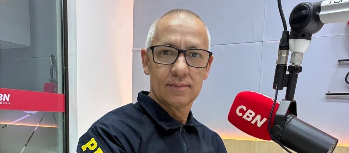 PRF orienta motoristas sobre cuidados nas rodovias durante temporais