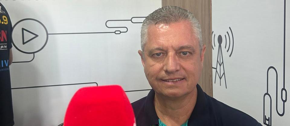 "O Sicoob tem produtos especiais aqui para a feira; a cooperativa de crédito é um ganha ganha", diz  Schlick