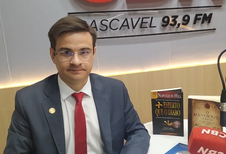 "Dentro do ideograma crise está o ideograma oportunidade; todo problema tem solução",diz Rocha