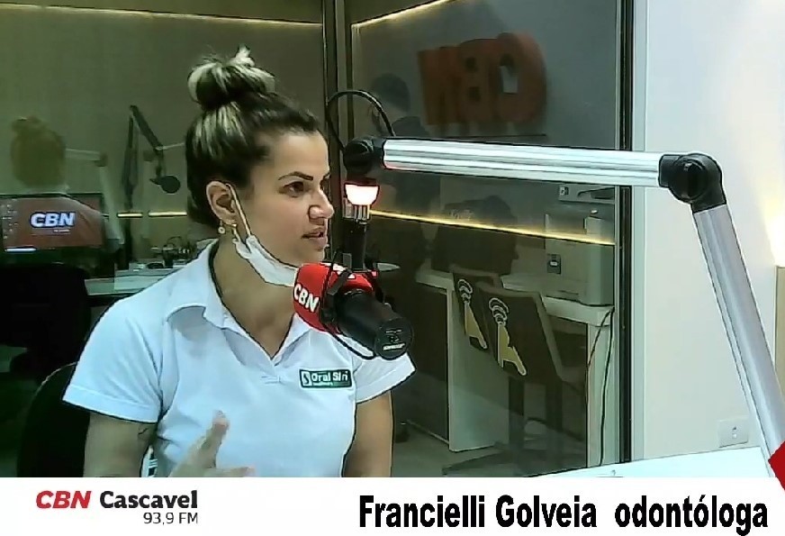 "O implante dentário é sinônimo de saúde e em relação a estética devolve a autoestima" 