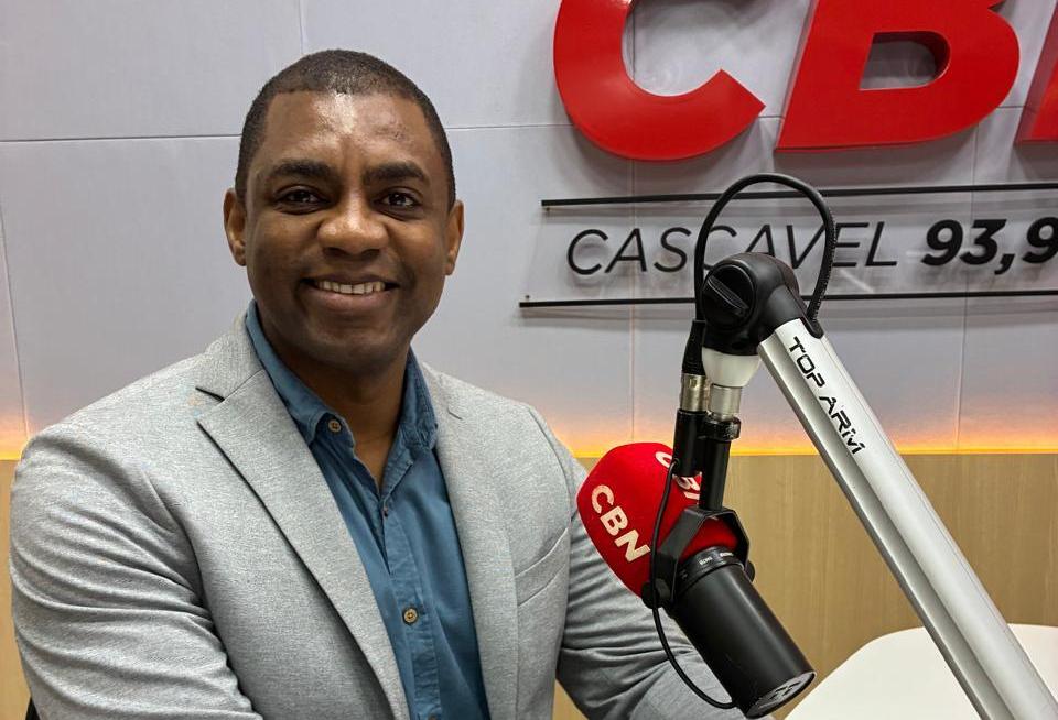 Quiet Cracking: insatisfação silenciosa mantém profissionais em cargos, afetando engajamento