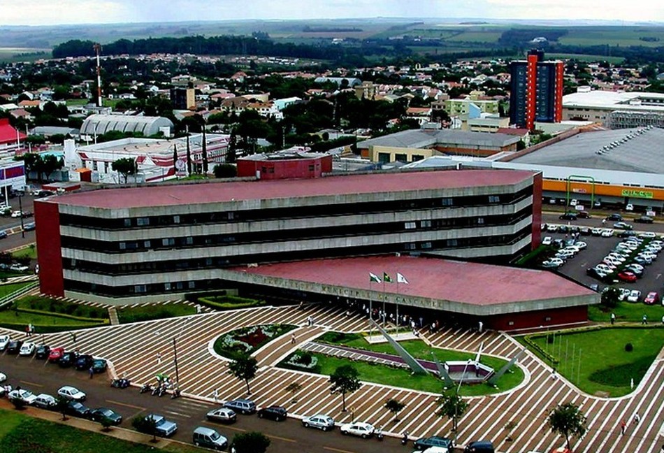 Prefeito deve apresentar nova contraproposta de parcelamento da reposição salarial dos servidores 
