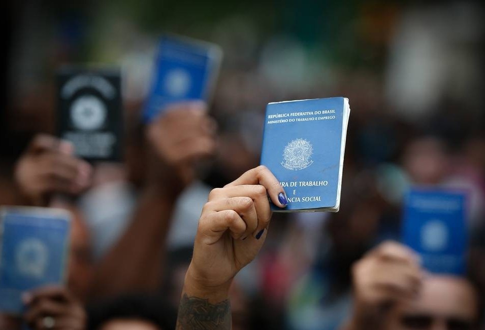 Contrato de trabalho poderá ser suspenso por até dois meses durante pandemia