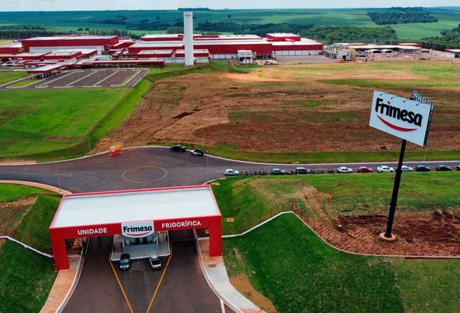 Frimesa inaugura maior frigorífico de suínos da América Latina 