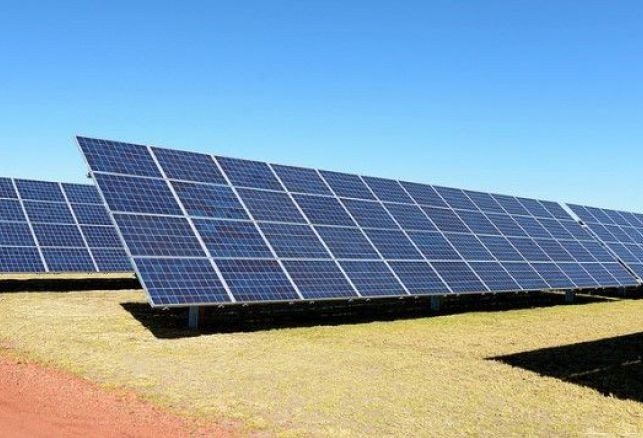 TRE inaugura usina solar em Paranavaí